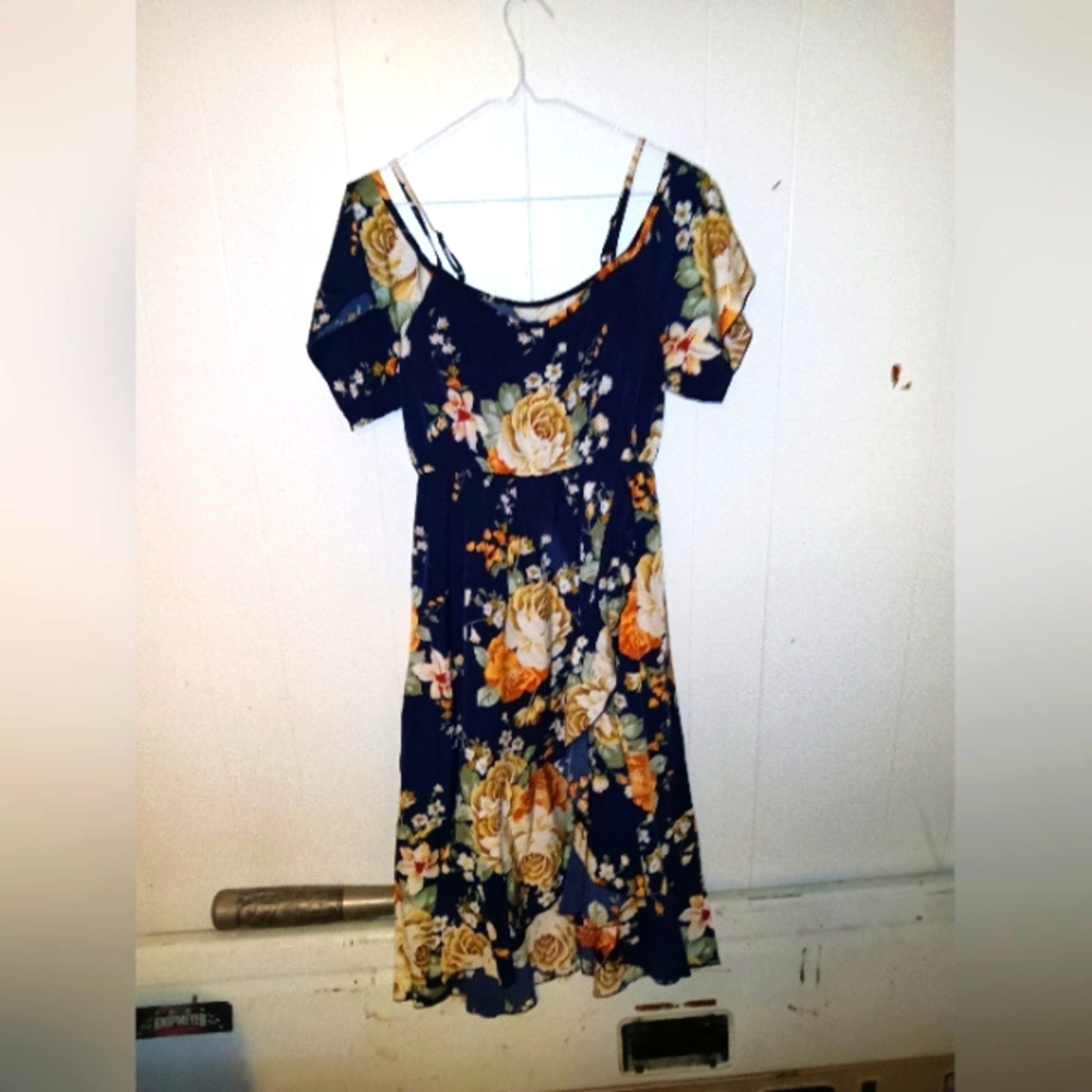 NWOT Shein Floral Of The Shoulder Dress S
